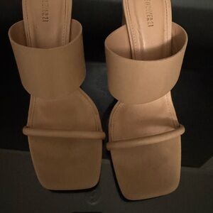 Forever21 nude tan heels 7
